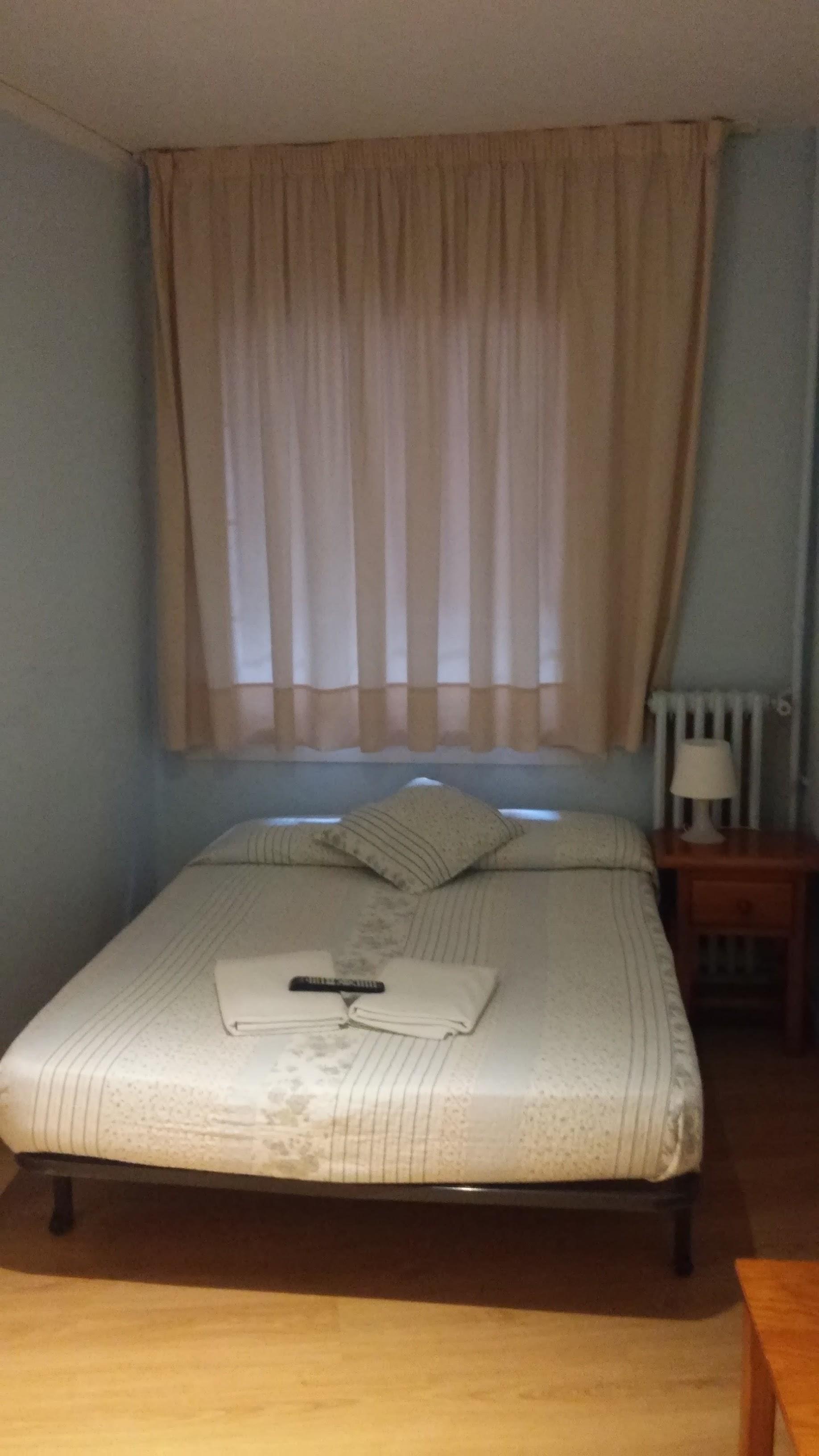 Hostal Porta De Nuria Рибес-де-Фресер Экстерьер фото