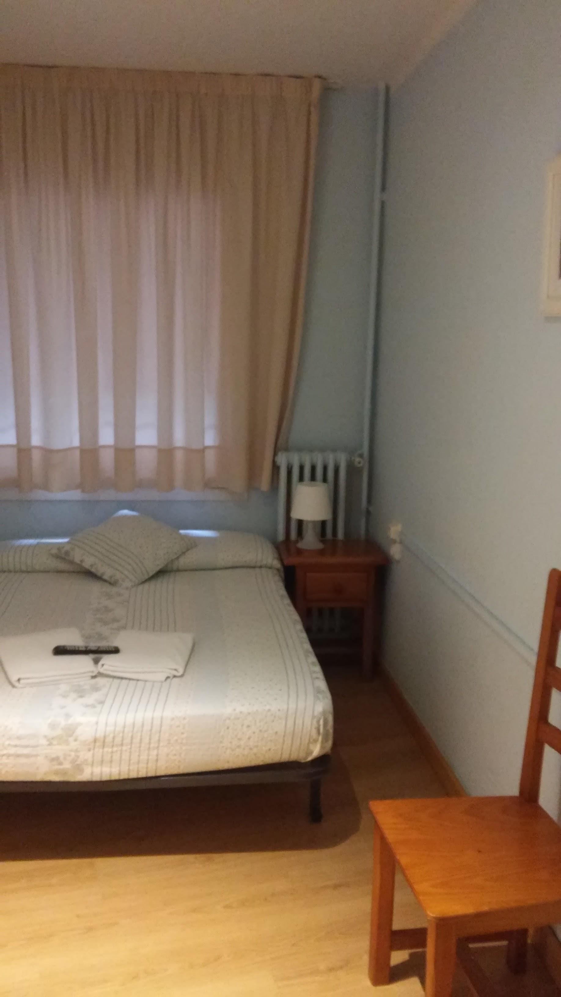 Hostal Porta De Nuria Рибес-де-Фресер Экстерьер фото